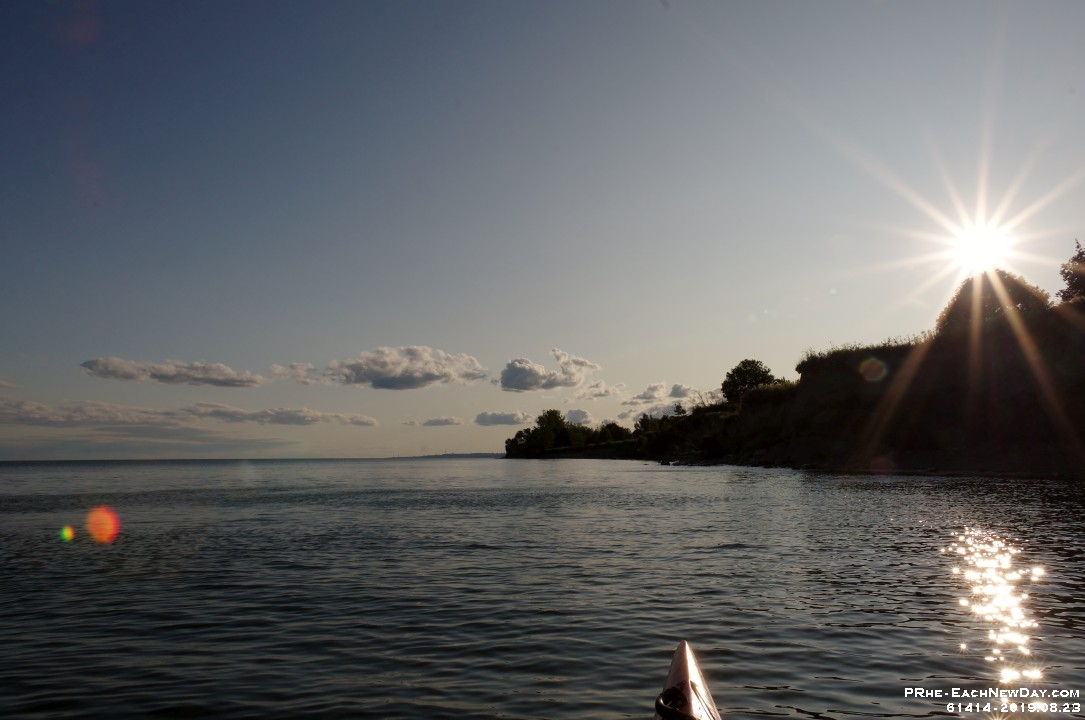 61414RoCrLeDe - Friday evening kayak outing with Beth on Lake Ontario